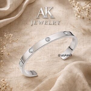 💎LUXURY White Gold Open Style Silver CZ Stones Screw Design Bracelet, Bangle
